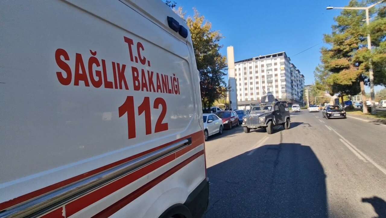 Kan donduran olay! Anne ve oğlu yataklarında öldürüldü, zanlı aynı evden çıktı 8